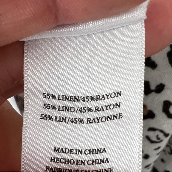 Rails Jourdan White Mocha Leopard Linen Blend Henley Top - Picture 5 of 6